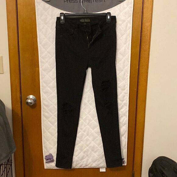Super black high rise distressed jeans - Picture 1 of 10